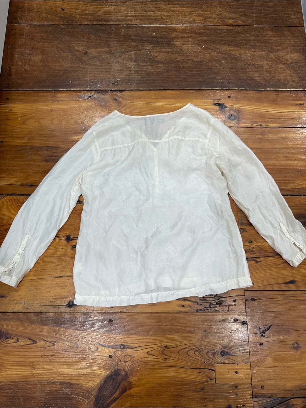 Zara Cream V-Neck Peasant Blouse 100% silk size large - Picture 8 of 10